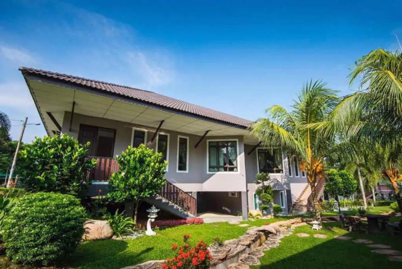 Capital O 90088 Mbp Leisure Resort Batu Pahat Εξωτερικό φωτογραφία