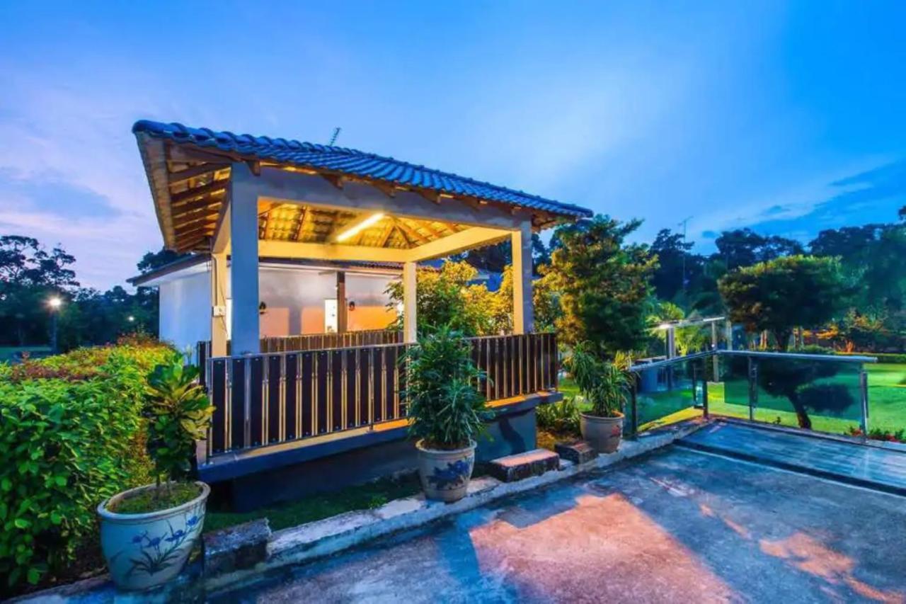 Capital O 90088 Mbp Leisure Resort Batu Pahat Εξωτερικό φωτογραφία