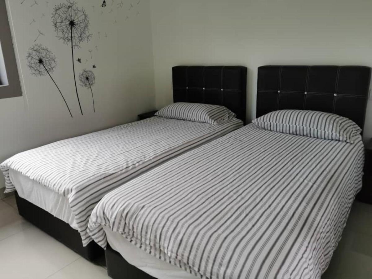 Capital O 90088 Mbp Leisure Resort Batu Pahat Εξωτερικό φωτογραφία