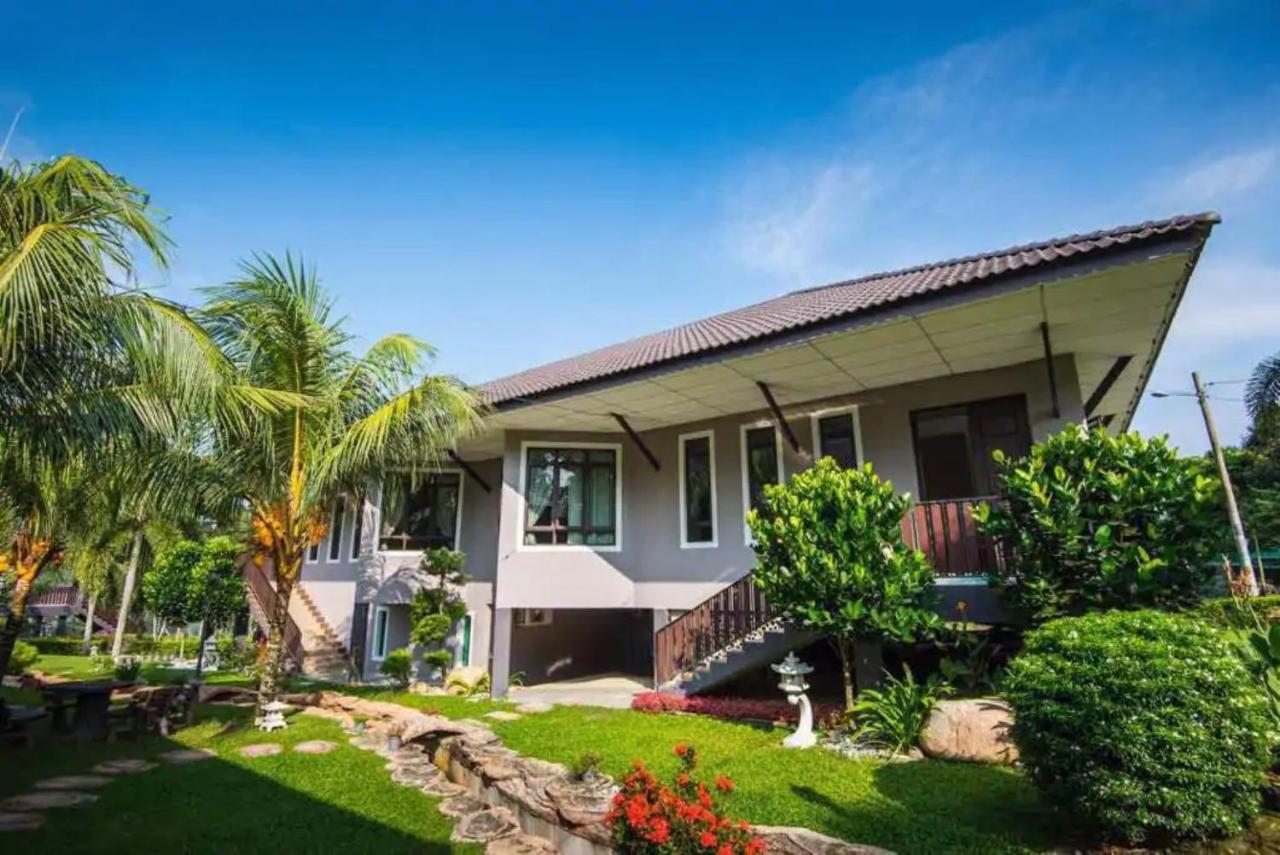 Capital O 90088 Mbp Leisure Resort Batu Pahat Εξωτερικό φωτογραφία